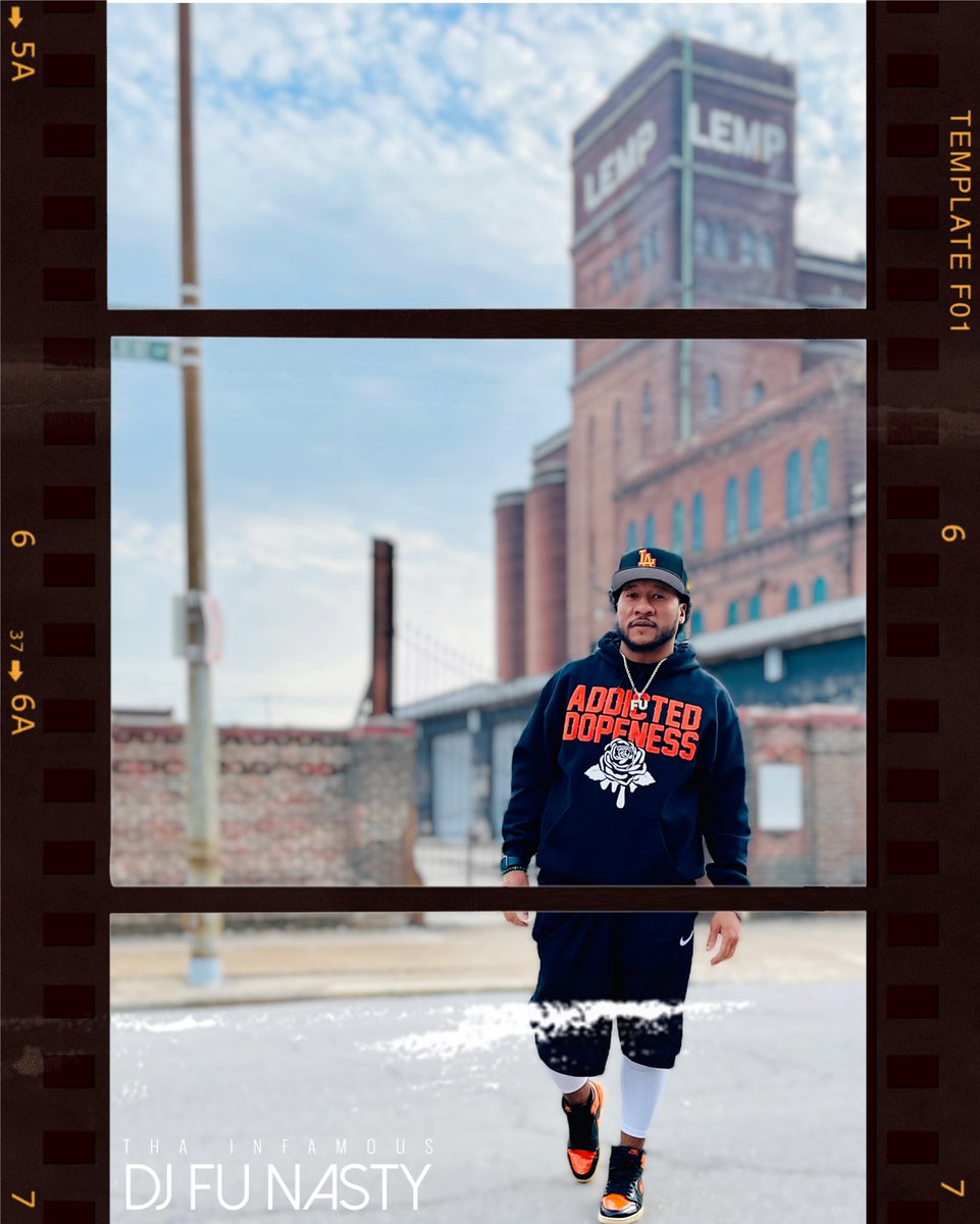 DJFuNasty314's tweet photo. We don't act like we got it, we act like we want it and that's how we get it…⁣
•⁣
•⁣
#IamKingDopeness ⁣
#BPLRForever⁣
#FDU⁣
#DopeGodFu⁣
#ShopWitMe⁣
•⁣
•⁣
👕 @dopeness_merch⁣
🌎 @DopenessADP ⁣
📸 @LeaitaShruggs https://t.co/SPnZbwavx0