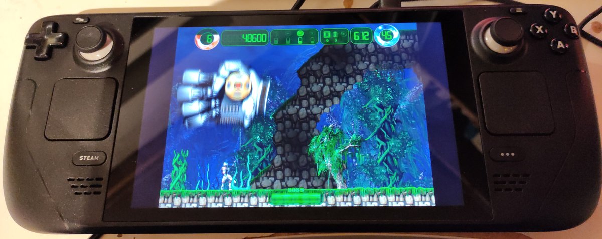 Thrimbor's tweet photo. I've been working on creating a Flatpak image for Hurrican, one of my favorite games. Already running pretty well on the #SteamDeck, hopefully getting released soon (if I'm not too busy playing it). https://t.co/q4mAti8DX5