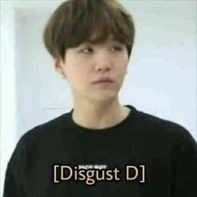 BlinkarmyForver's tweet photo. No me jodaaaan estuve todo la tarde pendiente para poder ver a los chicos y me tienen q mandar a hacer deberes justo para la hora de su presentación¿tanto me odian? Por su pinchi culpa me perdí la presentación https://t.co/Sq14ZwtPYa