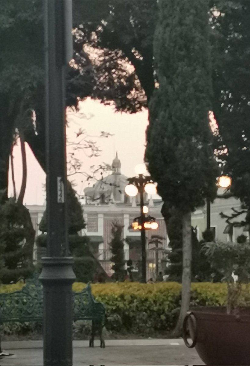 Tarde dominical #Zócalo de la #Puebla de los Ángeles #Mexico