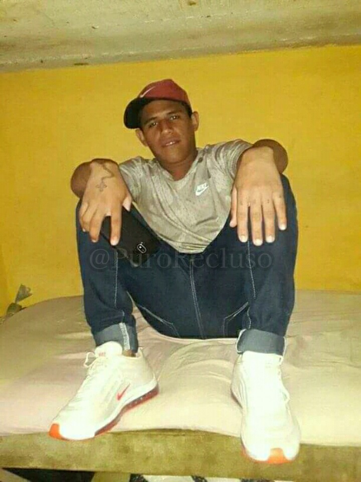 PuroRecluso's tweet photo. __________
🔥SAÚL🔥

Ricura de convicto que sigo teniendo el placer de comer (2)

Síguenos: @PuroRecluso
                   @JustMorbosity
💛
🔂 https://t.co/XqvcFP4lle