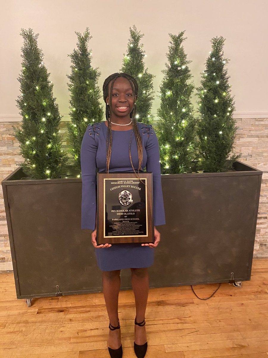 phsgsoccer's tweet photo. Congratulations to Demi Olatilo. Girls soccer EPC scholar athlete represented 18 schools. Tonight, she won the LVSSAF Award which covers 48 schools. Congrats Demi. https://t.co/pkpo4ePygd