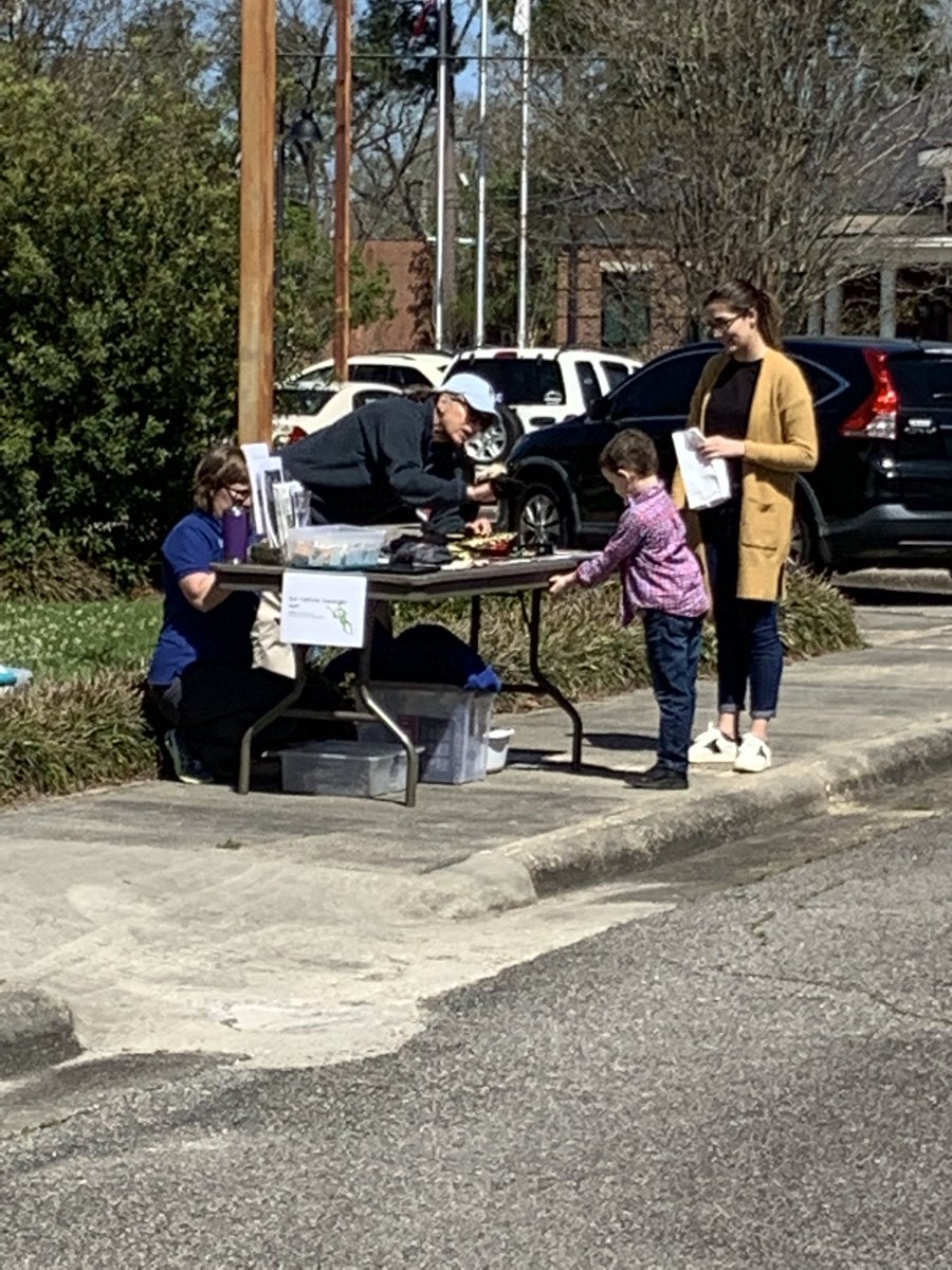ccncra's tweet photo. Yesterday we gave >75 books to kids &amp;adults in our community, along w/providing a StoryWalk of I AM TODAY by @MattForrestVW, various science/literacy stations where kids made oobleck, planted seeds, dug for fossils, did leaf rubbings &amp; a nature scavenger hunt! @NCMNSWhiteville https://t.co/rHS5FK48Mu
