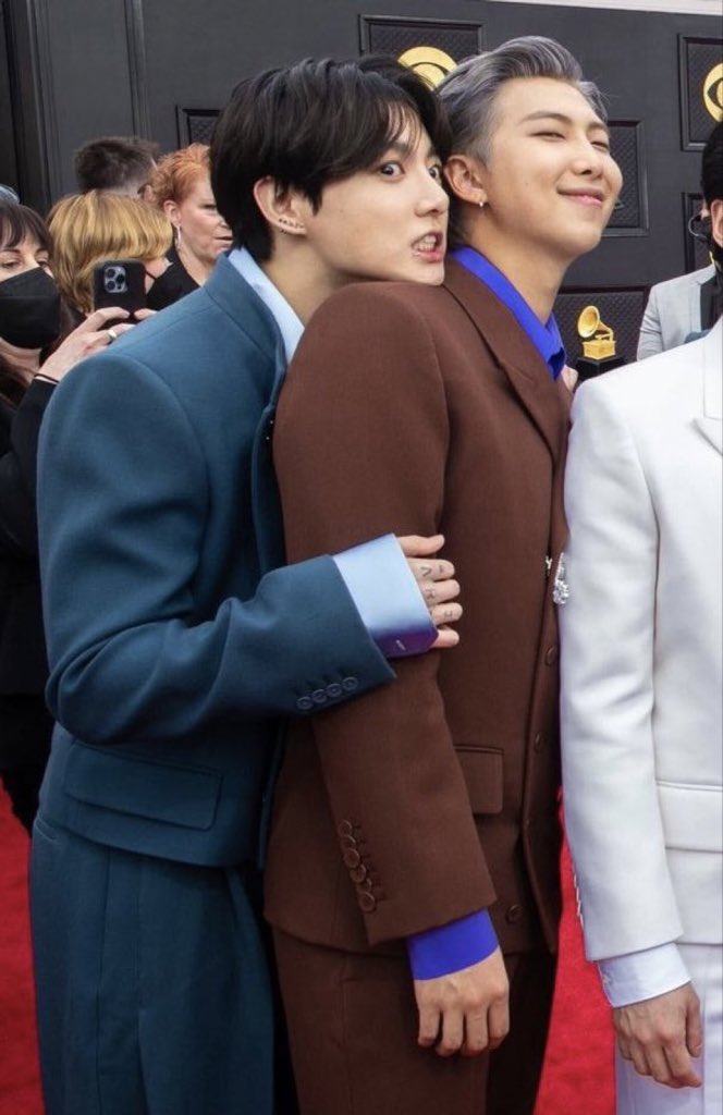 skyberrykook's tweet photo. babies 🥰 https://t.co/WiLHW8gAlI