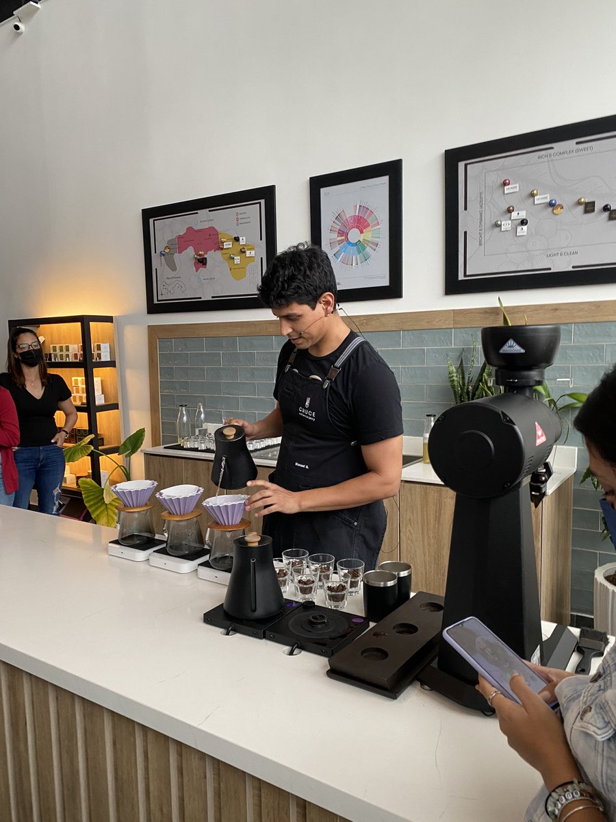 CarlosG15D's tweet photo. La mejor experiencia @crucecoffee ☕️🇵🇦 https://t.co/0oRh6vaSD3