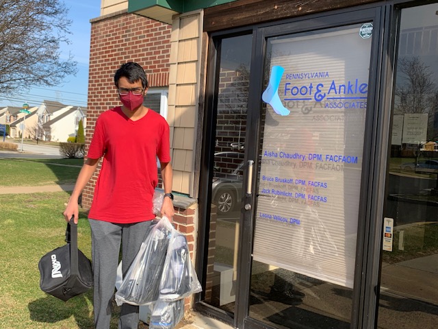 Breath4Humanity's tweet photo. https://t.co/RsLWyOHpSw
Latest donation to the UUARC (with @BensalemTwp @BensalemSchools @bensalemhs 's National Honor Society being one of the many amazing donors!). Plus we got to meet the wonderful Motrja Watters, who was featured on @CBSPhilly! #Ukraine #HelpUkraine https://t.co/0BWKGBmWUq