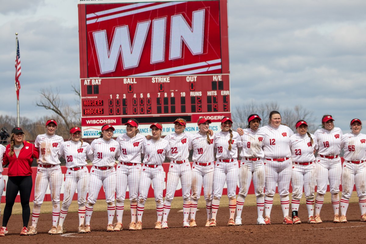 Wisconsin Softball tweet media