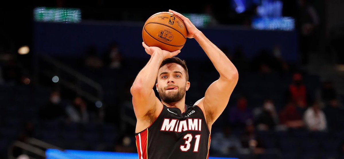 OliHendrixCBS's tweet photo. I think it’s time we start to include Max Struss as top 5 maybe even top 3 #NBA 3-pt Shooter. #MaxStruss https://t.co/OzSJRMuMLV