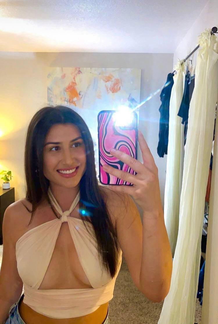 Life is a hundred different things, life must be faced with a smile