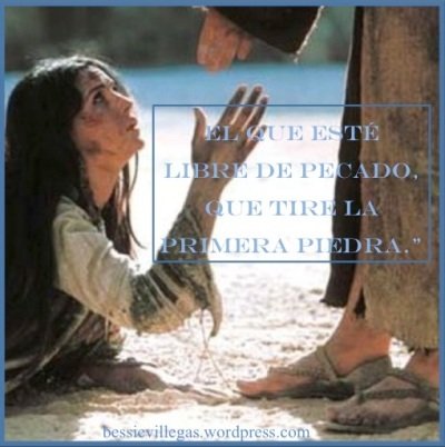 kenderi's tweet photo. Imagina el poder de la pasión amorosa que una mujer judía de la época de Jesús, prefiere cometer adulterio a pesar de que la consecuencia es, según la Ley Judía, morir apedreada. Lo escuché en el Evangelio de Marcos. #YoPecador #BoletoAlInfierno #lancenlapiedra #biblia #evangelio https://t.co/i4P9SfOgPe