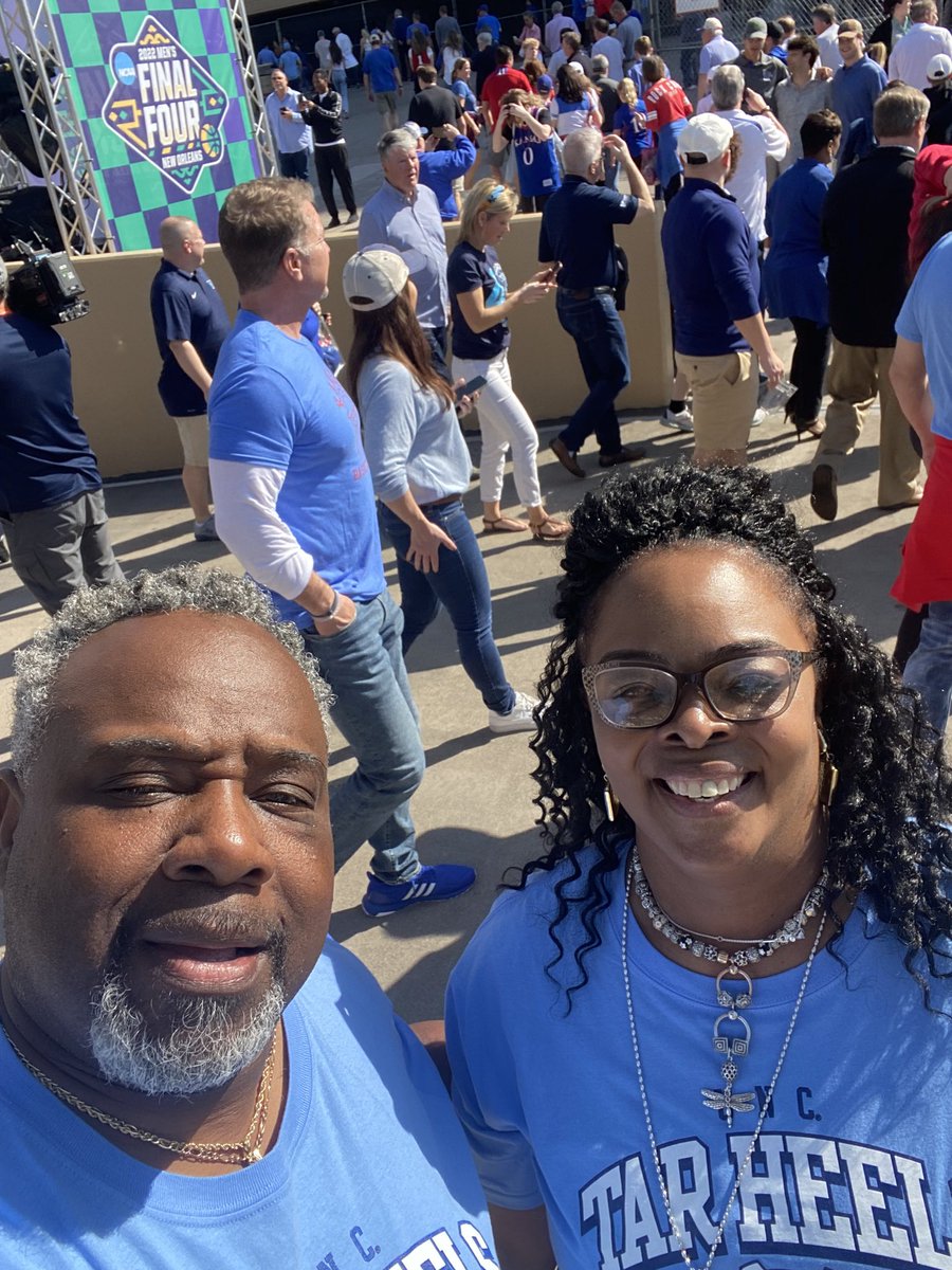 coachjoecool's tweet photo. Final Four. Duke/UNC. BASKETBALL HEAVEN #OneOffTheBucketList https://t.co/N3qmkSyY9e