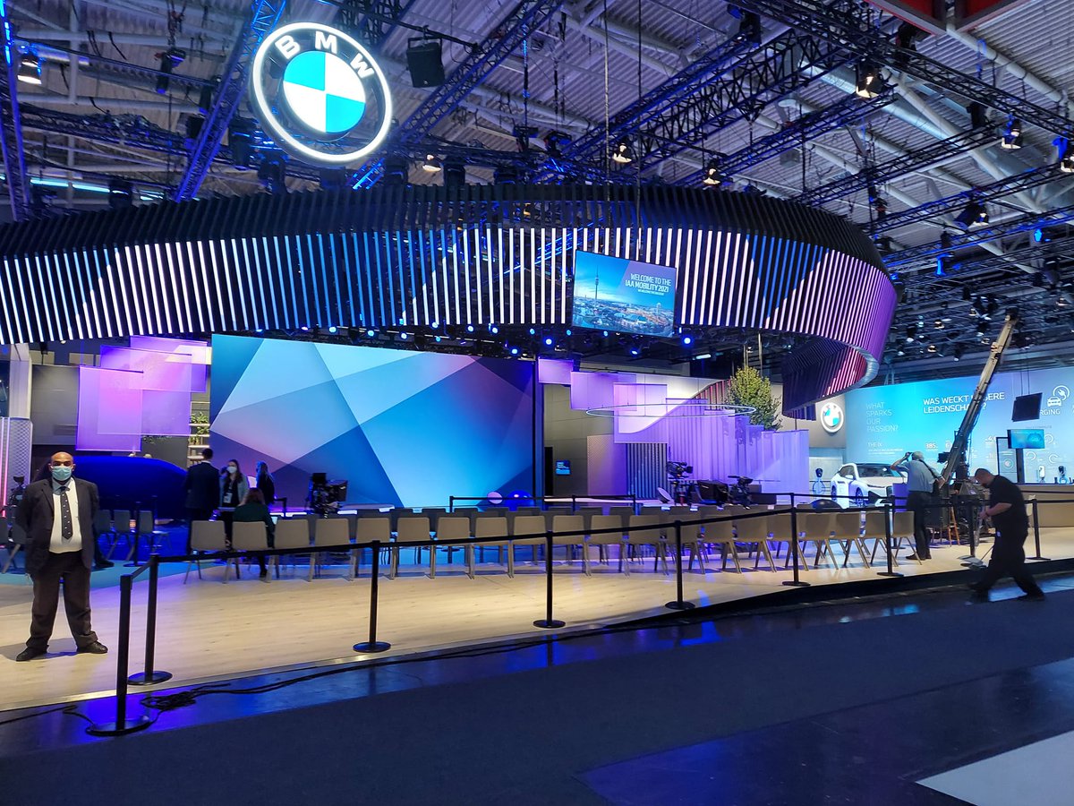 MurphysLedSigns's tweet photo. IAA Munich, Germany. September 2021. Install, setup and service. #IAA #ledservice #Munich https://t.co/00Yxbiah8q