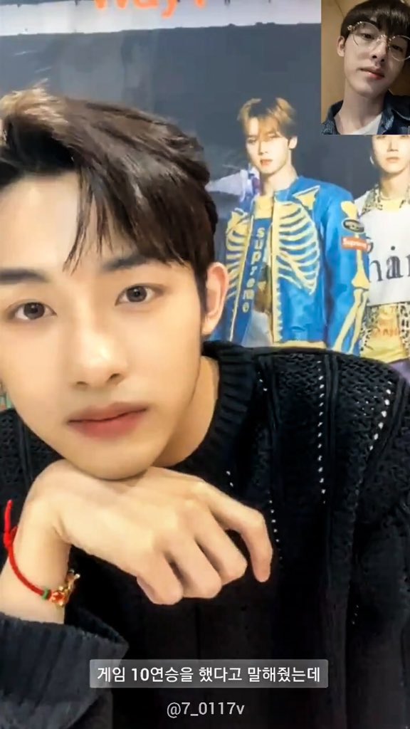 whsqjdla's tweet photo. 윈윈시🖤 https://t.co/0wkU44rnR9
