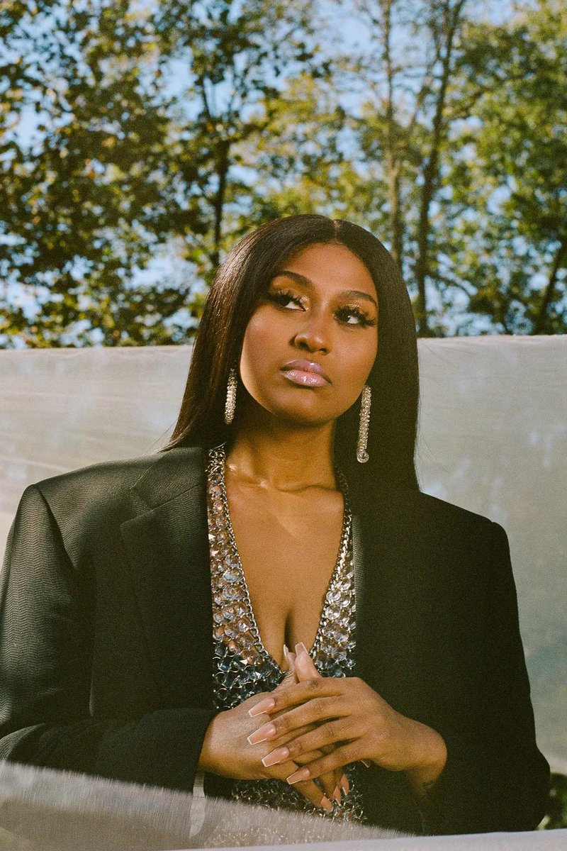 Major congrats to <a href="/jsullivanmusic/">Jazmine Sullivan</a> on wining Best R&amp;B Performance for ‘Pick Up Your Feelings.’ She deserves this! #GRAMMYs ✨