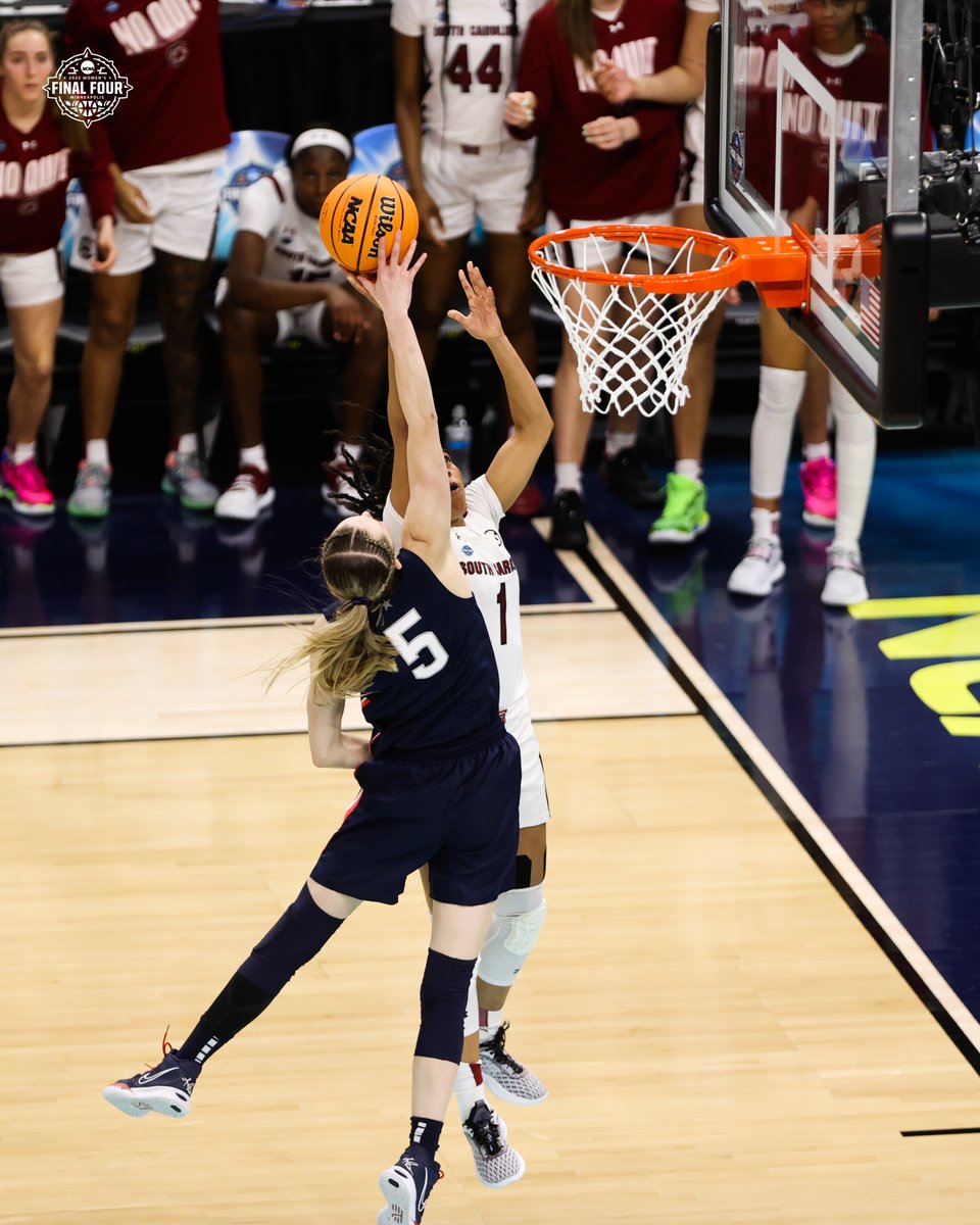 MarchMadnessWBB's tweet image. Denied. 

Big Bueckers Block. 🚫

#NationalChampionship X @UConnWBB