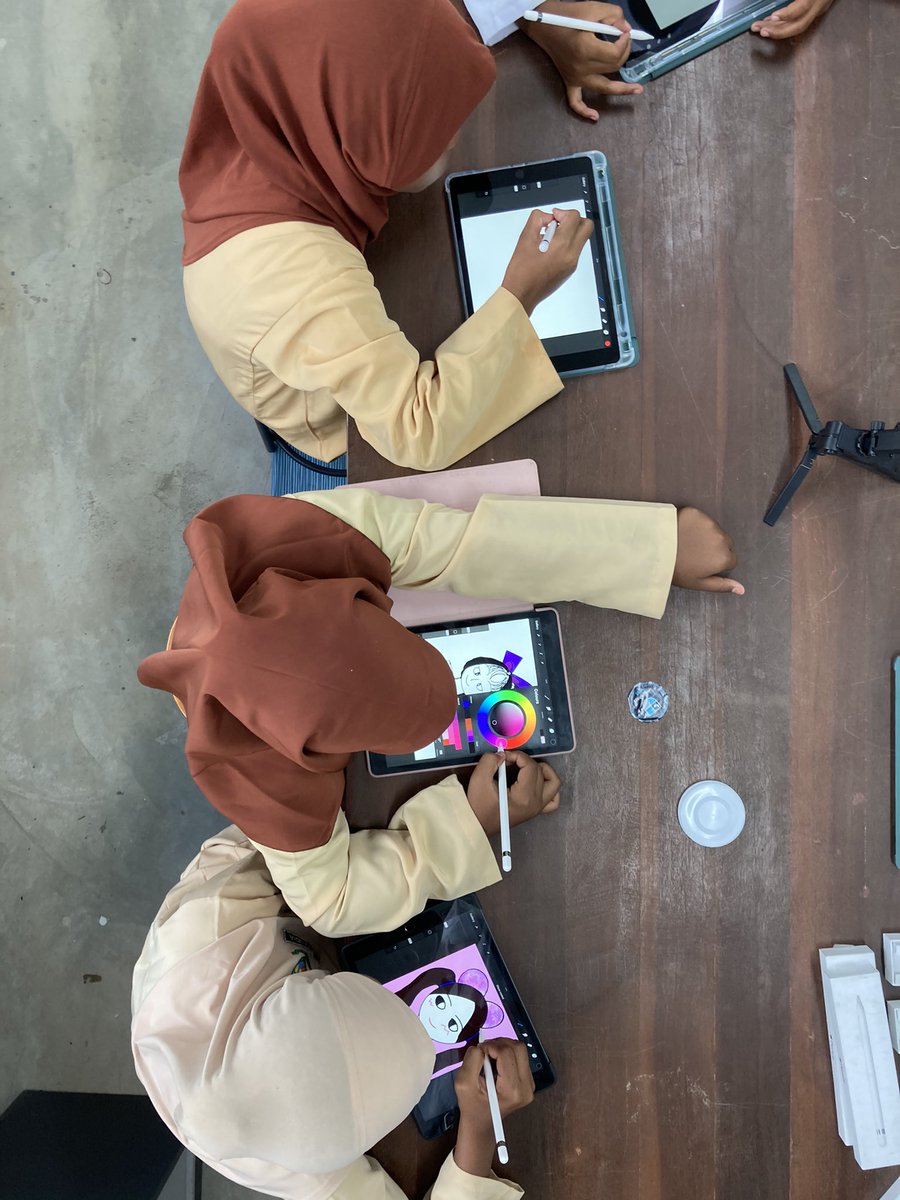 Biar lambat bertatih asalkan langkah yang betul. 

<a href="/tigerpunksmy/">TIGERPUNKS</a> <a href="/SchoolOfNFT/">School of NFT</a> @RoachPunks