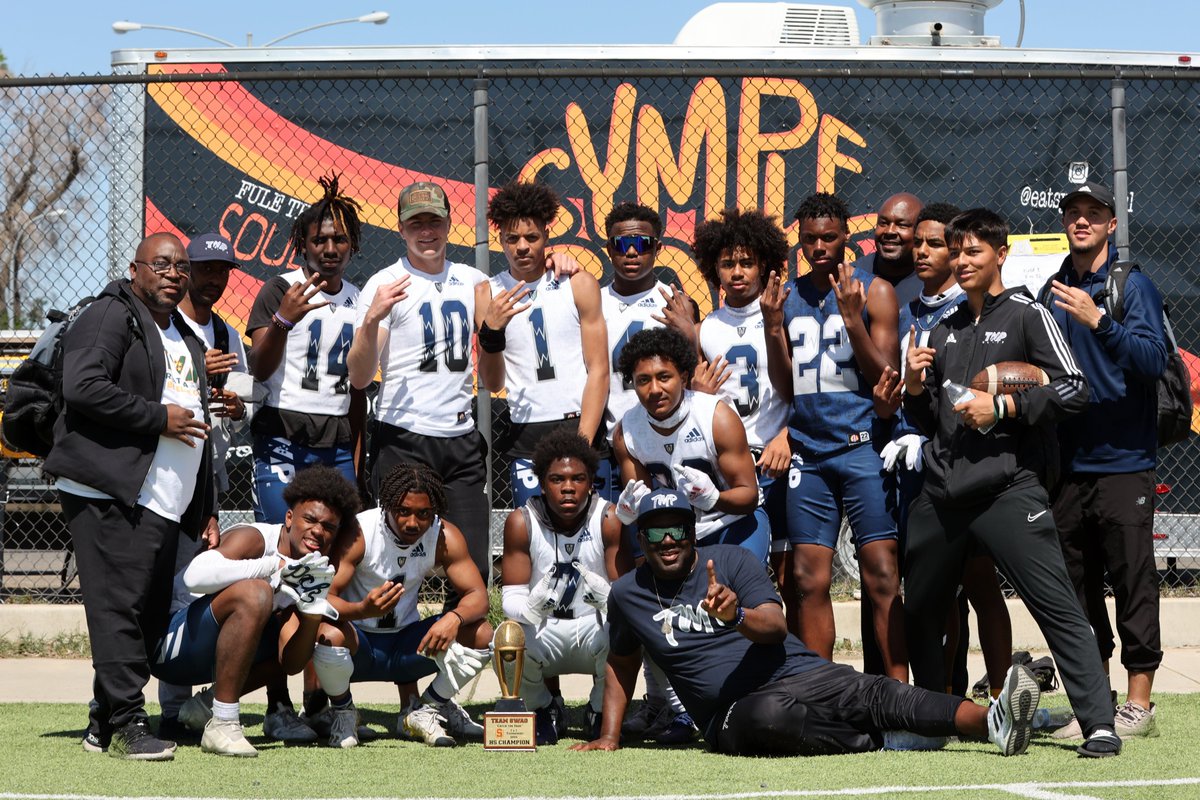 TedTorresPhoto's tweet image. Congratulations to TMP Mafia Legacy on winning the 2022 Team SWAG "Catch the Fade" 7 on 7 Tournament in Merced, CA.  

@SWAG_merco @CoachTTMP @TMPMafia @TMPMafia7v7 #teamswag #swag #7on7 #catchthefade #2022catchthefade #champions #studentswithaspiringgoals #merced #tedtorresphoto