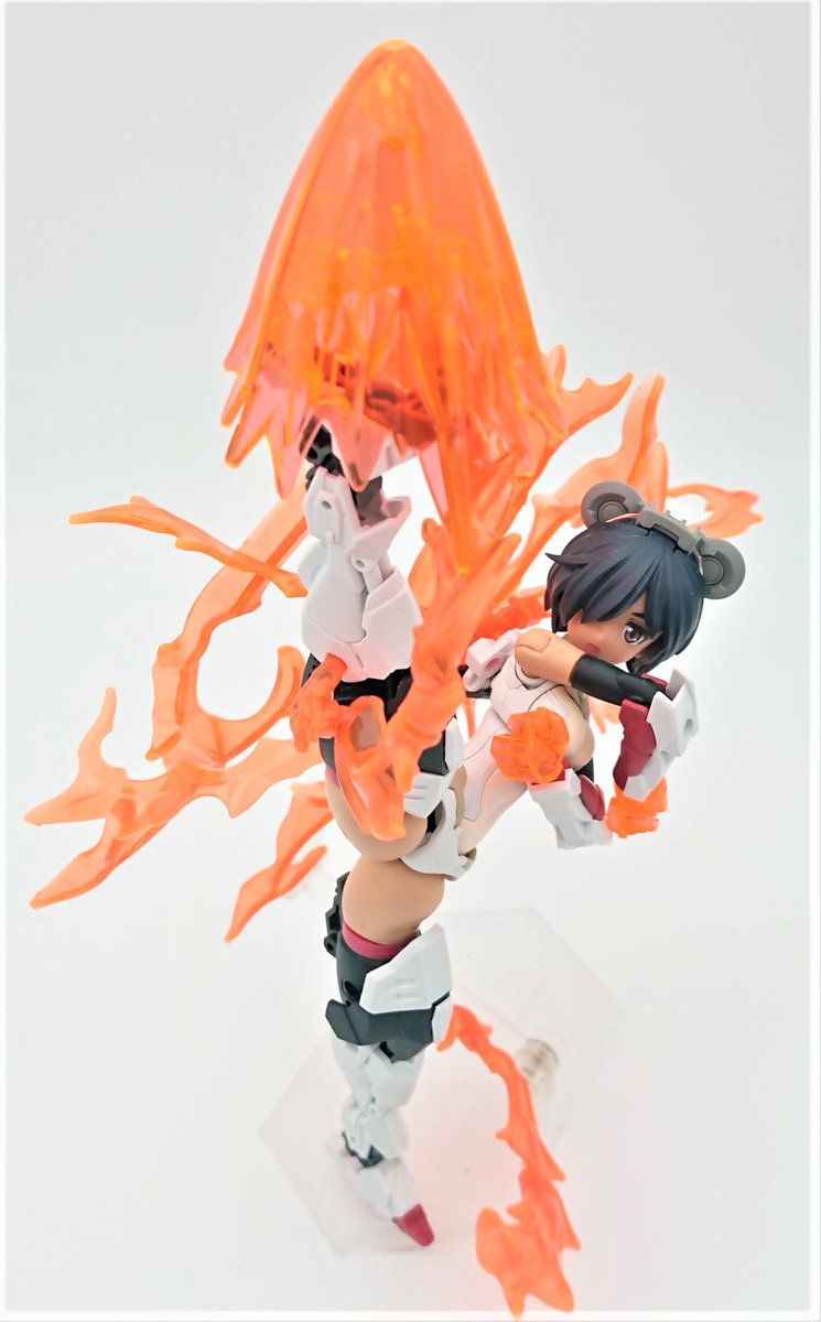 ルルチェの方はアーマー出てから改めて弄りたいけど…いやでもこの格闘仕様動かしやすくて好き過ぎる…ッ! 