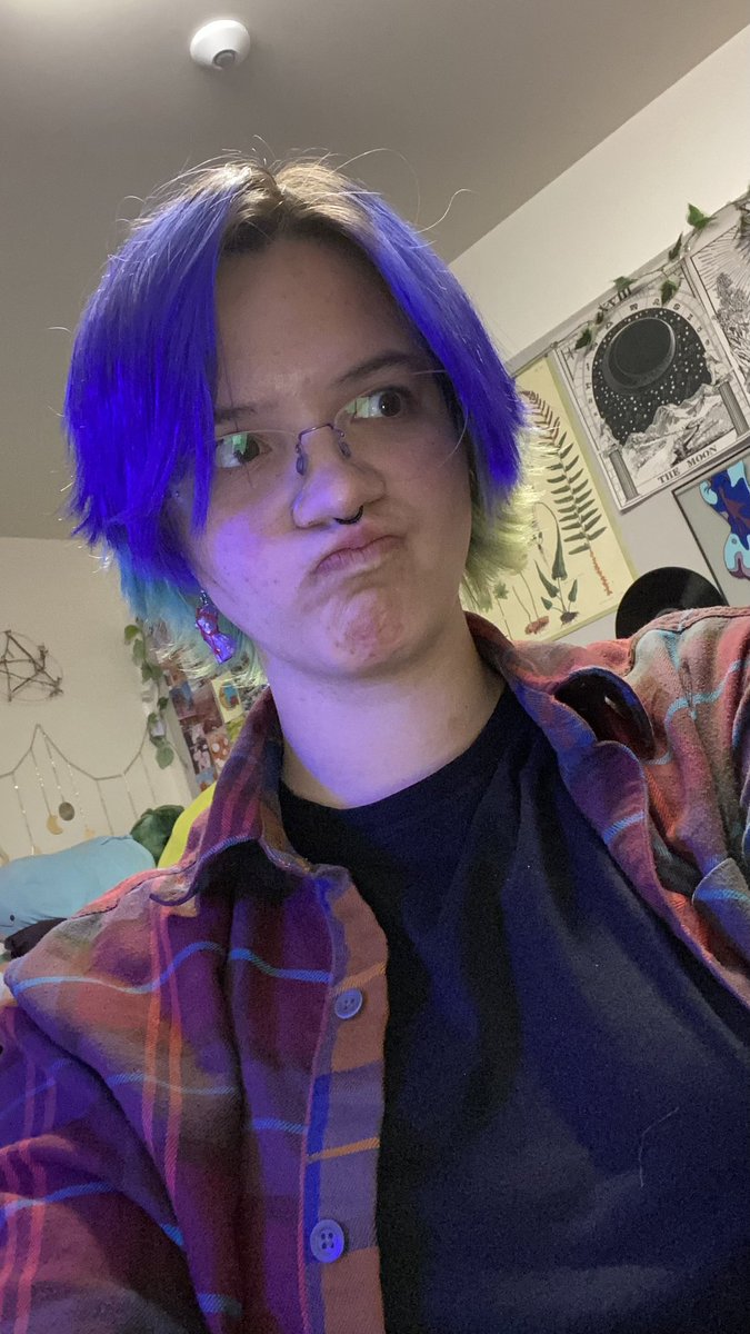 nousleroi's tweet photo. my hair looks so nice todayyyy :3

hehe fluffyyy https://t.co/pSq6utnY9A