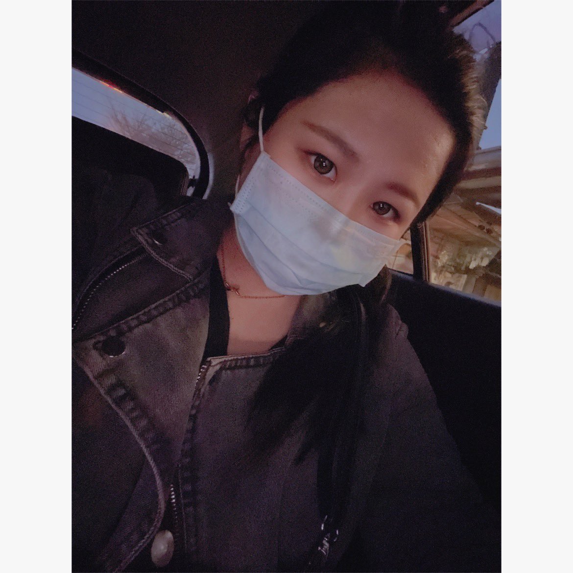 Winnie891114's tweet photo. 你喜歡蝴蝶🦋
你別去追它
你去種花🌹 https://t.co/lYwfbvt6vj