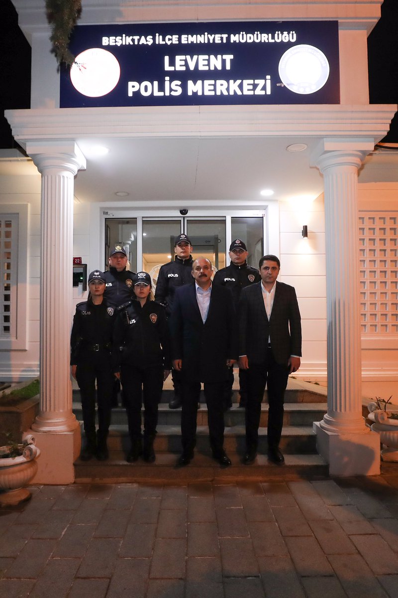 istanbul_EGM's tweet photo. İl Emniyet Müdürümüz Sayın @ZaferAktas3310 , Beşiktaş ilçemizde bulunan Levent Polis Merkezi Amirliğini ziyaret ederek birimdeki çalışmaları denetledi. https://t.co/AQFGNTpYbw
