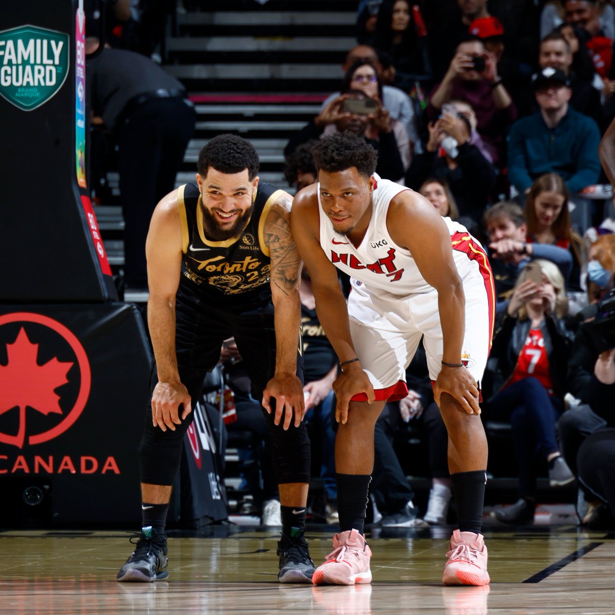 NBA's tweet photo. #KLowinTO https://t.co/NSMZYTjnUI