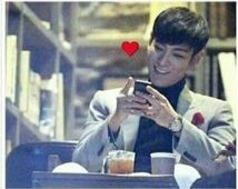 SusiiAg's tweet photo. Ya en espera!! 😎👑
Que emociooooon!!! 🥰

 @YG_GlobalVIP 
#BIGBANGisBACK
#FindingVIPMoots 
#FindingVips
#StillLife_TEASER3 
#빅뱅
#BIGBANG https://t.co/m04DyeB1ei https://t.co/OBlBjGP4bj