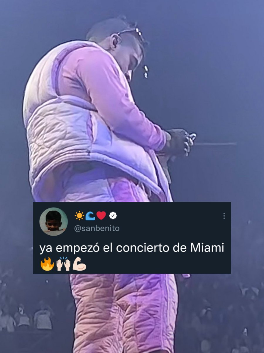 Bad Bunny esta noche en Miami, publicando su más reciente Tweet. 📲