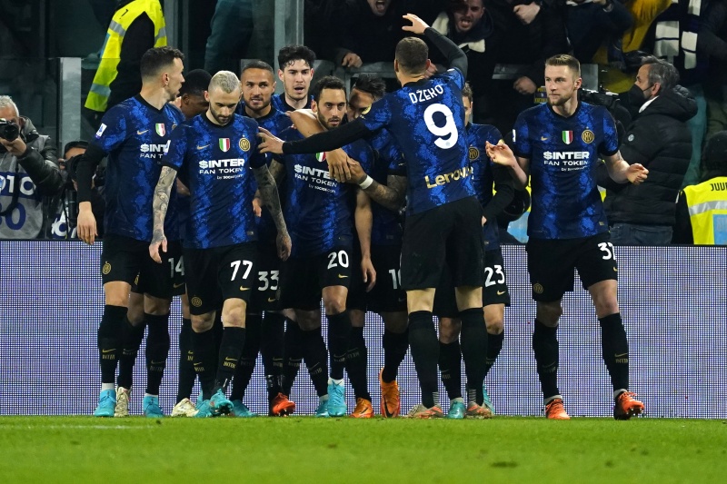 サッカーキング 試合結果 イタリア ダービー はインテルに軍配 ユーヴェは17試合ぶりの黒星 T Co Ucnqv73iwt 編集部より 勝ち点 1 差で迎えたユヴェントスとインテルによる イタリア ダービー は チャルハノールのpk弾が決勝点 サッカーキング 試合結果 イタリア ダービー はインテルに軍配 ユーヴェは17試合ぶりの黒星 T Co Ucnqv73iwt 編集部より 勝ち点 1 差で迎えたユヴェントスとインテルによる イタリア ダービー は チャルハノールのpk弾が決勝点