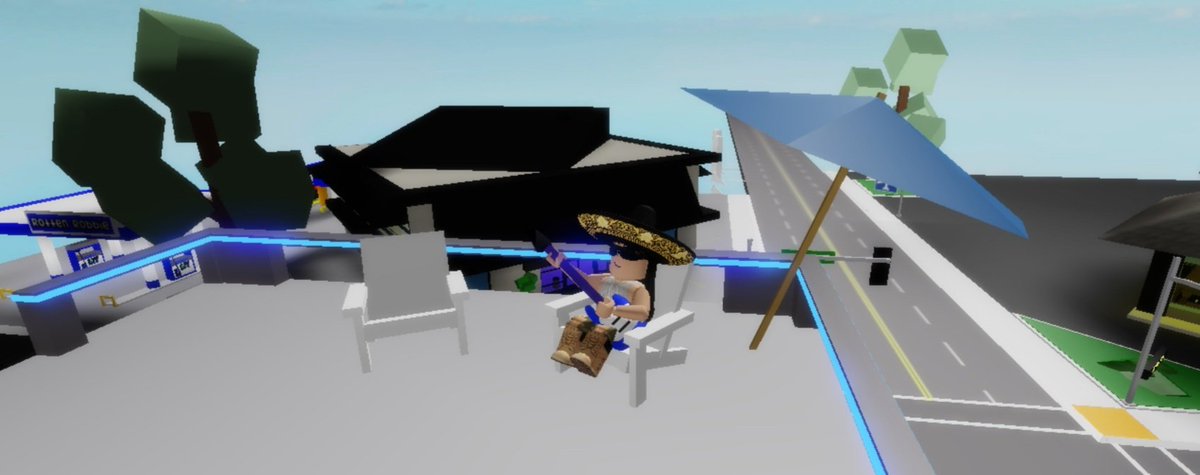 ClaraGretaJones's tweet image. My brother and I having fun in Brookhaven! 😊 
#RobloxBrookhaven