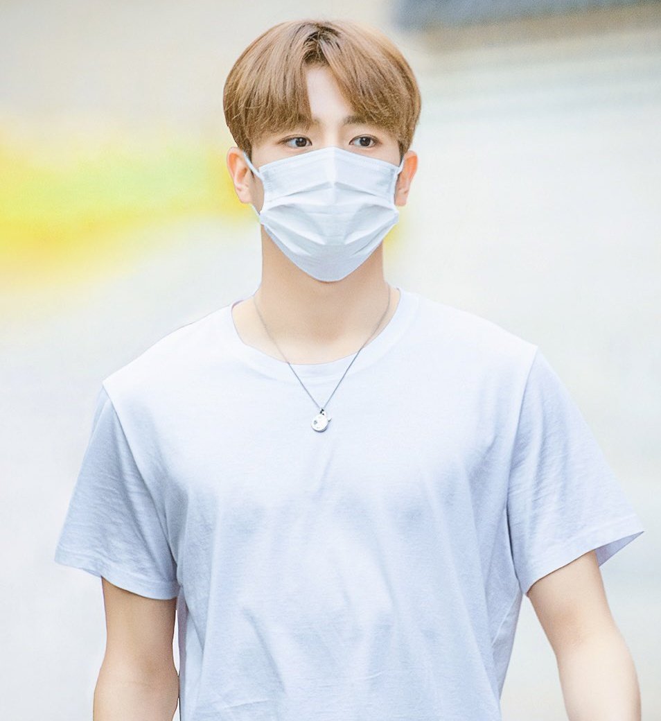 abouthyunjae's tweet photo. something about the white shirt that makes miraes and non miraes scream https://t.co/UQf6WPZF75