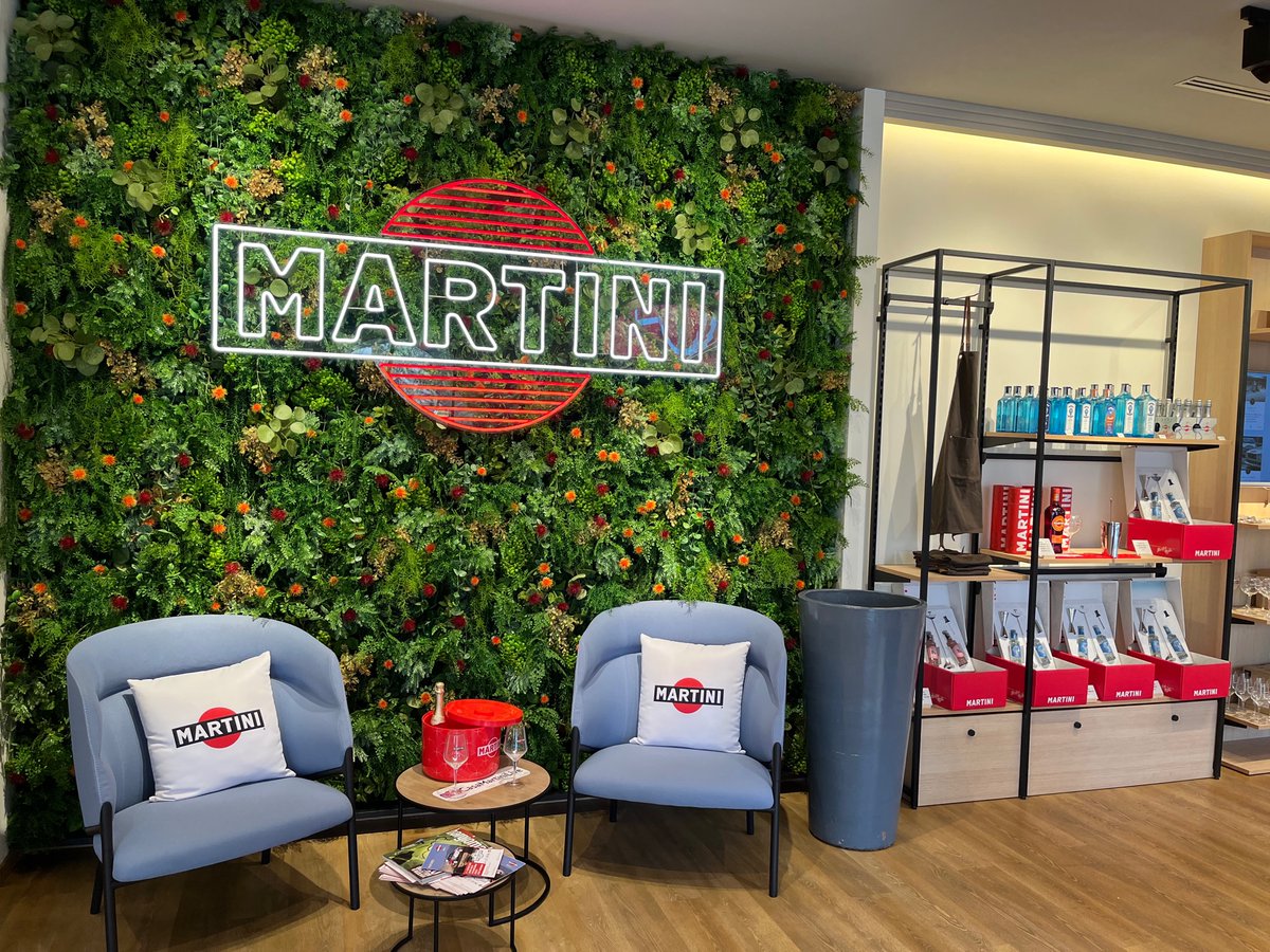 fiveintravel's tweet photo. 🎂UN COMPLEANNO "SENSAZIONALE"
Ieri ci siamo concessi un pomeriggio alternativo presso #CasaMartini.
Dopo aver esplorato le sale del museo abbiamo preso parte alla sensazionale "Vermouth Experience!
Conosci questa bevanda? Noi da buoni piemontesi siamo dei veri estimatori! https://t.co/VTJxAEaLdA
