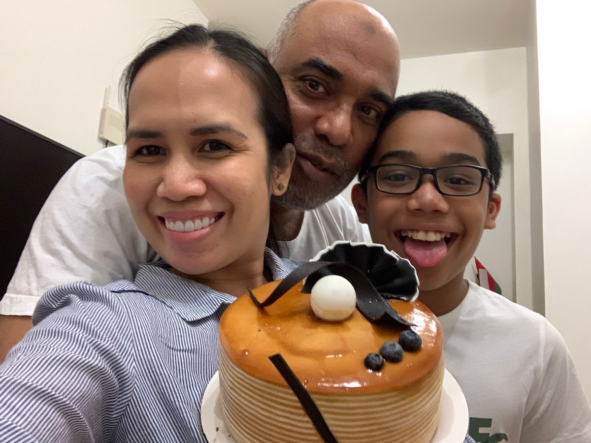 aa_ajp82's tweet photo. @OPPOArabia My 40th birthday also the first day of ramadan. Celebrated during iftar, 40 years of being blessed indeed. #MyRamadanInPortrait @OPPOArabia https://t.co/VADKUMCYbZ