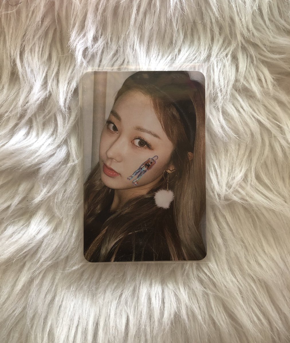 jmjhcart's tweet photo. ꒰ wts lfb ph ꒱ #jmjhcart_budols 

𓂋 Giselle epoxy pc

⤷ 550 php 
⤷ onhand, clean
⤷ payo/2 days reservation
⤷ check pinned twt before transacting :)

reply/dm to claim! https://t.co/CDtHbdHonS
