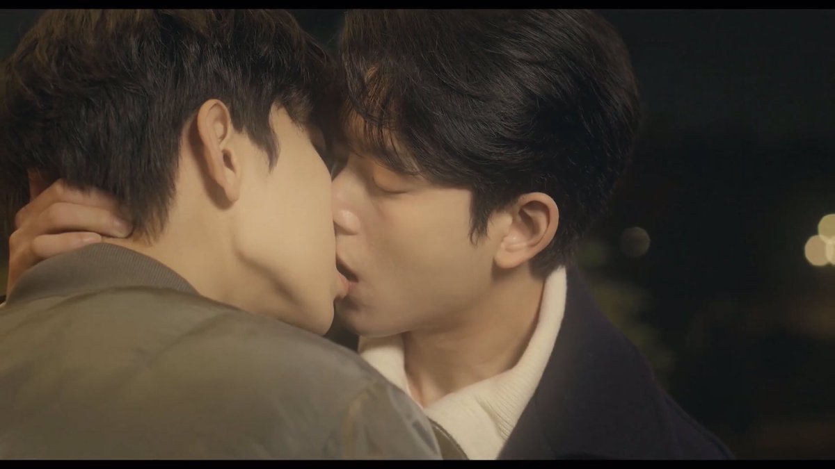 _itsKendy_'s tweet photo. finished Oh! Boarding House👀
Plot: 6/10😬
Acting/Casting: 7.5/10🙊
Chemistry: 8/10✊🏻
Music: 7/10😅
Wardrobe: 8/10👍🏻
#OhBoardingHouse https://t.co/j1sXOw8KZg