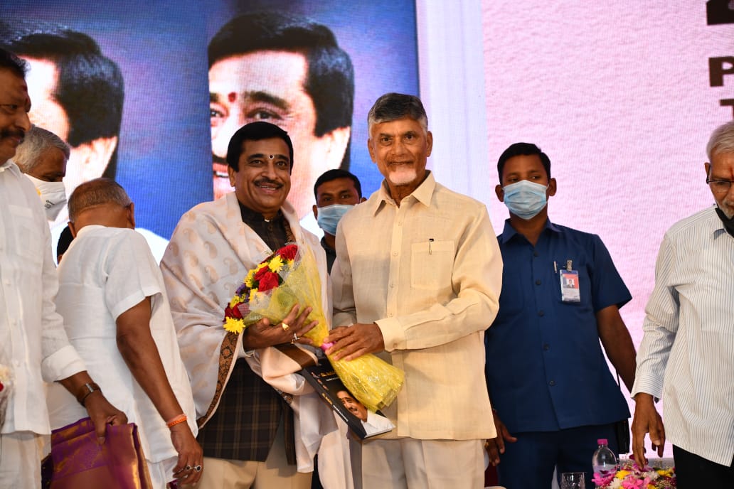 meKambhampati's tweet photo. నేను.. తెలుగుదేశం!
40 years పుస్తక ఆవిష్కరణ కార్యక్రమం.
#40yearsoftdp https://t.co/keKvX4QucO