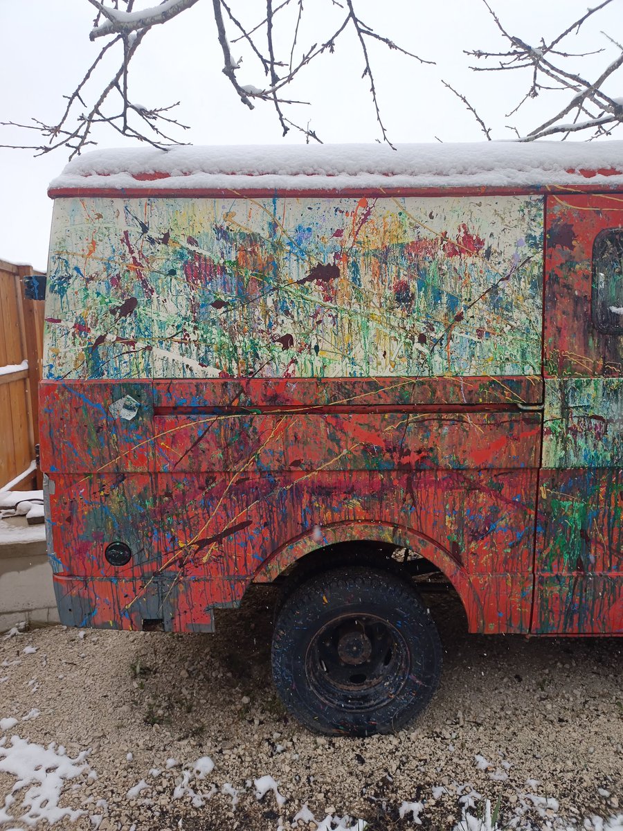 Nftspiritart's tweet photo. 🙊🎨🤷🤣🥰#vw #painting #abstract #vwlt #nftbus #nftcar #nftaustria #nftartwork #nftgermany https://t.co/n8E3Jtluug