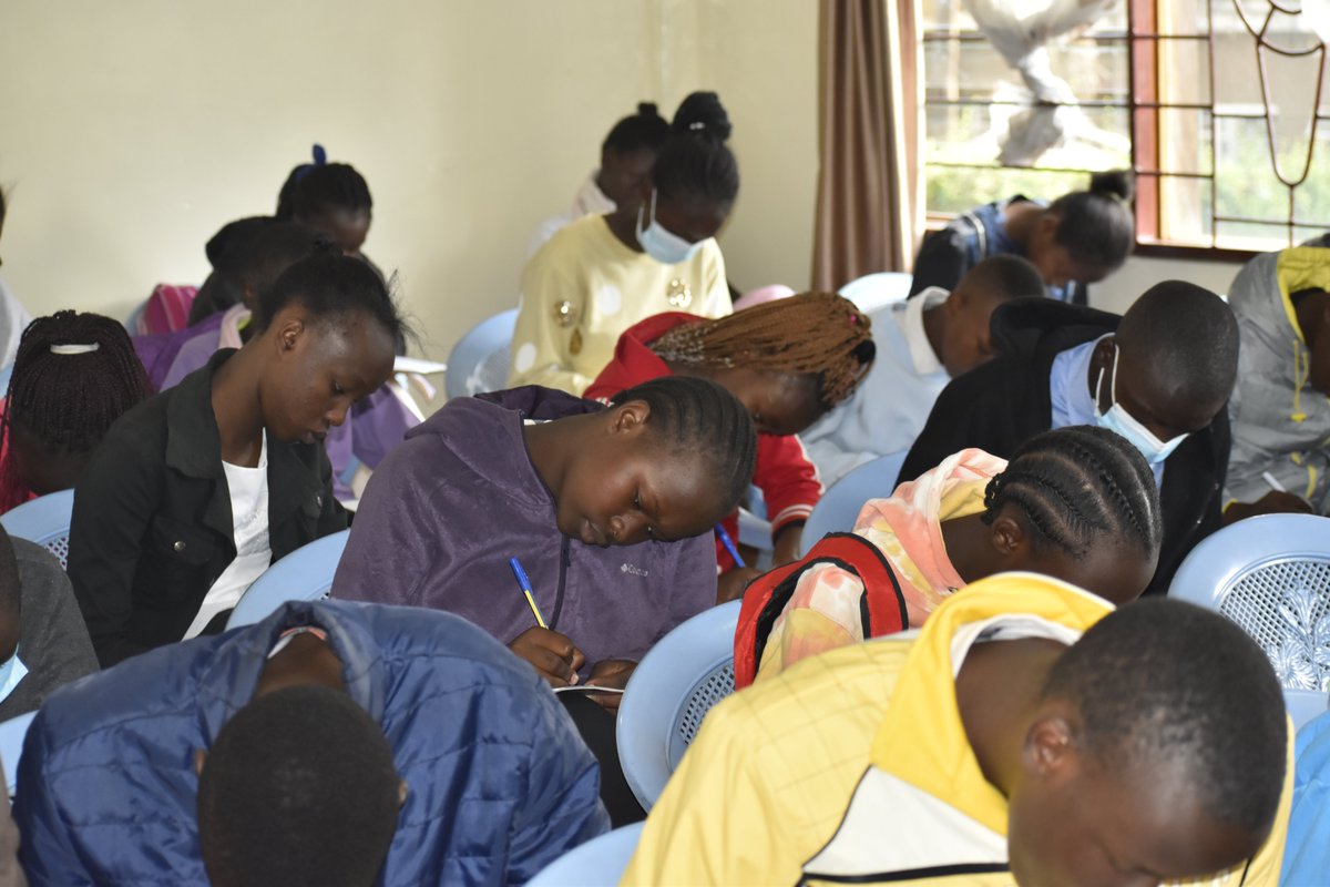 KEeducationfund's tweet photo. The 2022 scholarship interviews have begun across the country .We wish all the interviewees the best in this process .If you wish to support a new student through high school this is the perfect time to join KEF 
visit our website https://t.co/TW7lRCc30n https://t.co/VVssig7trJ