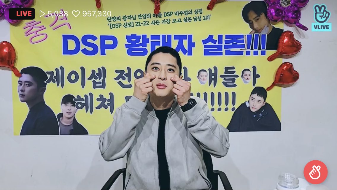 binniebits's tweet photo. I MISSED HIM SO MUCH IM BLUBBERING WELCOME BACK JSEPH!!! #WelcomeBackJseph #kard https://t.co/K7Kqz3ivRA