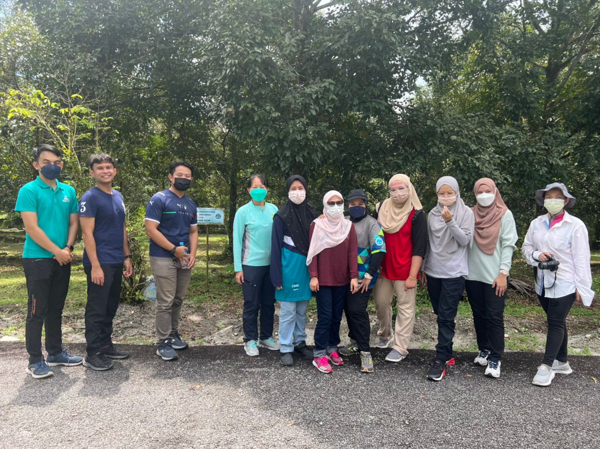 FRIMKepong's tweet photo. #PerkhidmatanPensijilanProdukFRIM (#FRIMPCS) &amp; Program Pemerkasaan Pensijilan Produk @FRIMKepong adakan aktiviti penanaman pokok di #StesenPenyelidikanFRIM di #Bidor ((#SPFBidor), #Perak bg menyokong Kempen Penanaman @100jutapokok &amp; sambut  #HariHutanAntarabangsa pd 18 Mac lalu https://t.co/JxoZxwV8jm