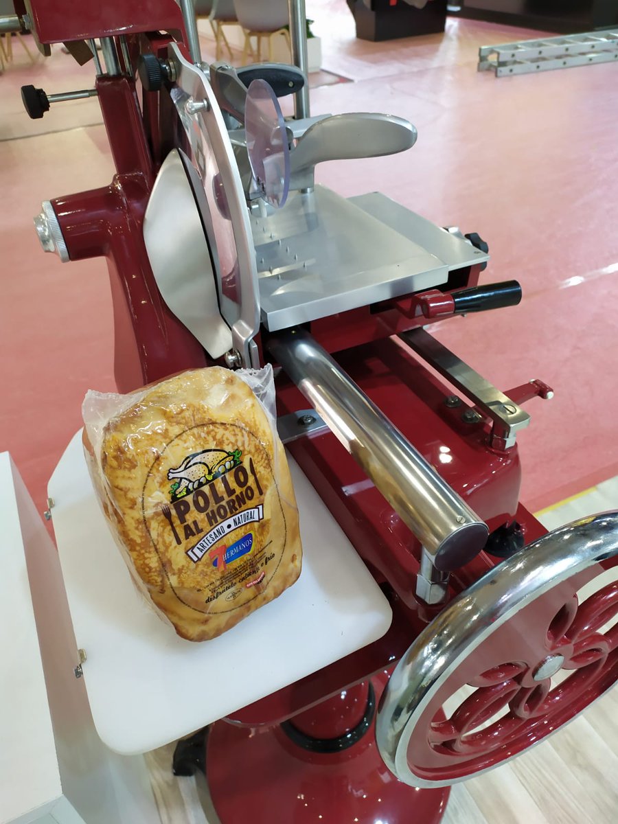 7Hermanos7's tweet photo. Arrancamos https://t.co/8ghB6Ux44p en 
@FoodtechBCN
 #7hermanos #alimentaria2022 https://t.co/fCK1L78tpO