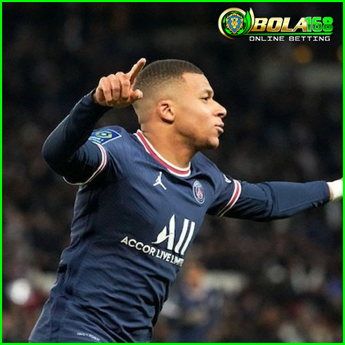 csbola168's tweet photo. Belum Pasti ke Real Madrid, Kylian Mbappe: Saya Mungkin Bertahan di PSG

Sejumlah laporan menyebutkan kalau Kylian Mbappe telah membuat keputusan dan akan hengkang dari PSG pada akhir musim ini. Namun sang pemain menampik kabar tersebut. https://t.co/Bk8KMErVQq