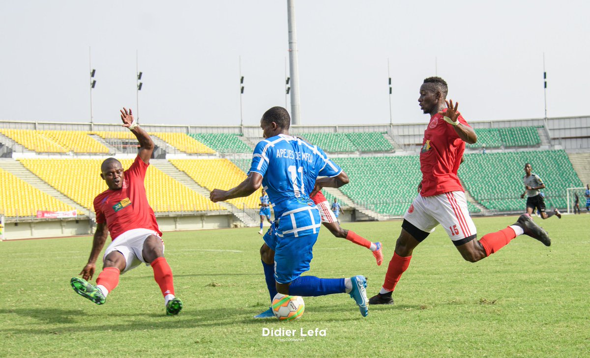 RACING_TPO's tweet photo. 📸 ALBUM PHOTOS 🔴⚪
Retour en images sur la victoire (2-0) face à Apejes FA-officiel #APERAC ! ⚽✨
Crédit 📸 : @DidierLefa
Pour en voir plus : https://t.co/CDVIcmje8w
#TPO4Life #WeAreTPO #MTNEliteOne2022 https://t.co/Xum1lwGh4r