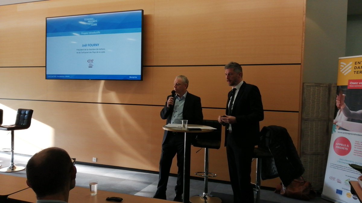 U2P_pdl's tweet photo. Ouverture #ecoprox Biennale Économie de Proximité 2022 par @JoelFourny Pt @cmarPDL à @Angers. 'l Économie de Proximité reprend tout son sens pour répondre aux besoins des populations et des #entreprises sur les #territoires @paysdelaloire #innovation #artisanat #Commerce https://t.co/eXjNAQdsAj