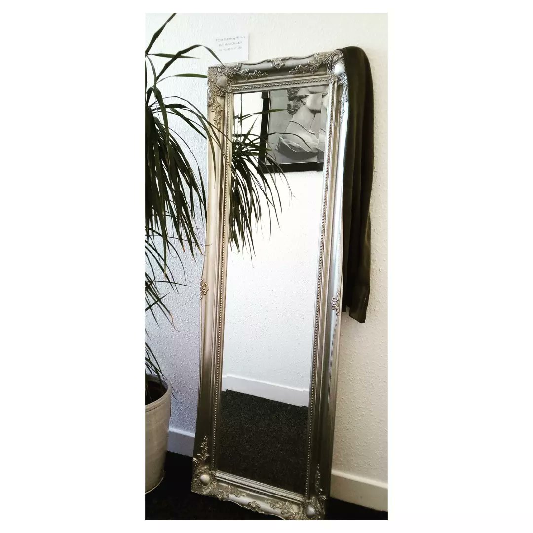 visitgallery27's tweet photo. Standing mirrors ❤️ 
We've got some 👍
Beautiful and ornate 👌

Now available at Gallery27 @visitgallery27 https://t.co/ghujZgKfx8
