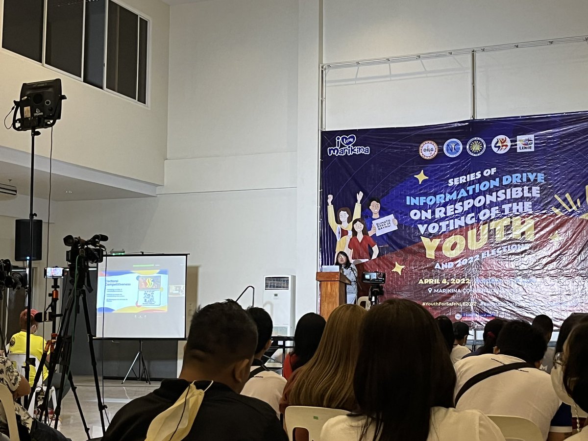 tncollaboratory's tweet photo. Atty @rcaritos talks about how the SK is an opportunity for a generation of new faces in politics!

Kitakits sa December elections? 👀 https://t.co/xjp789ygA0