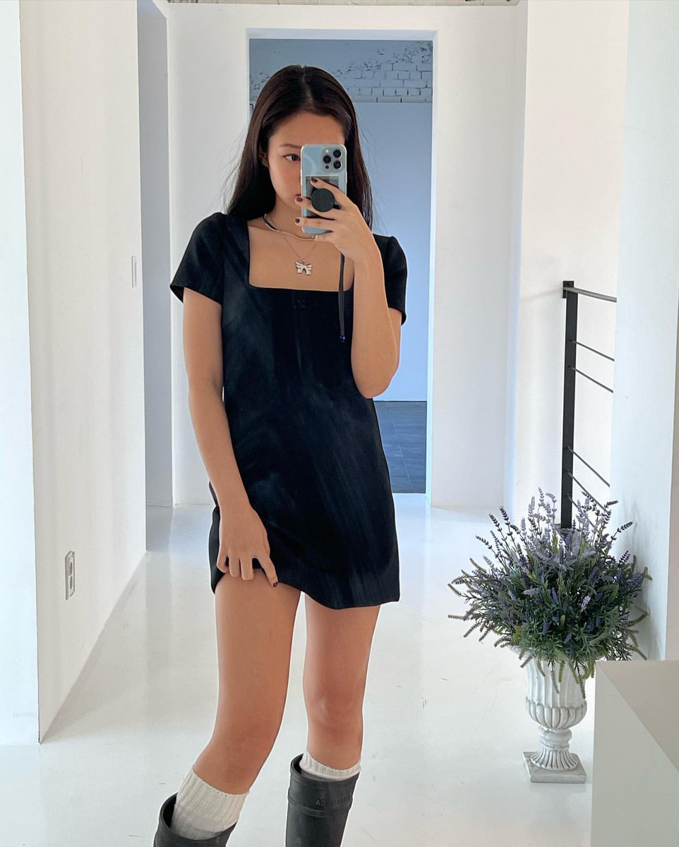 jennie tweet media