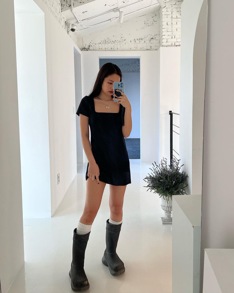 jennie tweet media