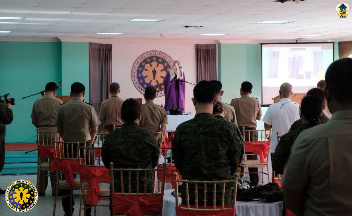 AFPRESCOfficial's tweet photo. AFPRESCOM@29
The AFP Reserve Command commemorated its 29th founding anniversary bannered with the theme: “Laang Kawal Kabalikat Tungo sa Kapayapaan at Kaunlaran” on the 1st day of April 2022 at Headquarters AFPRESCOM, Camp General Emilio Aguinaldo, Quezon City. https://t.co/YYUnfjGmHo
