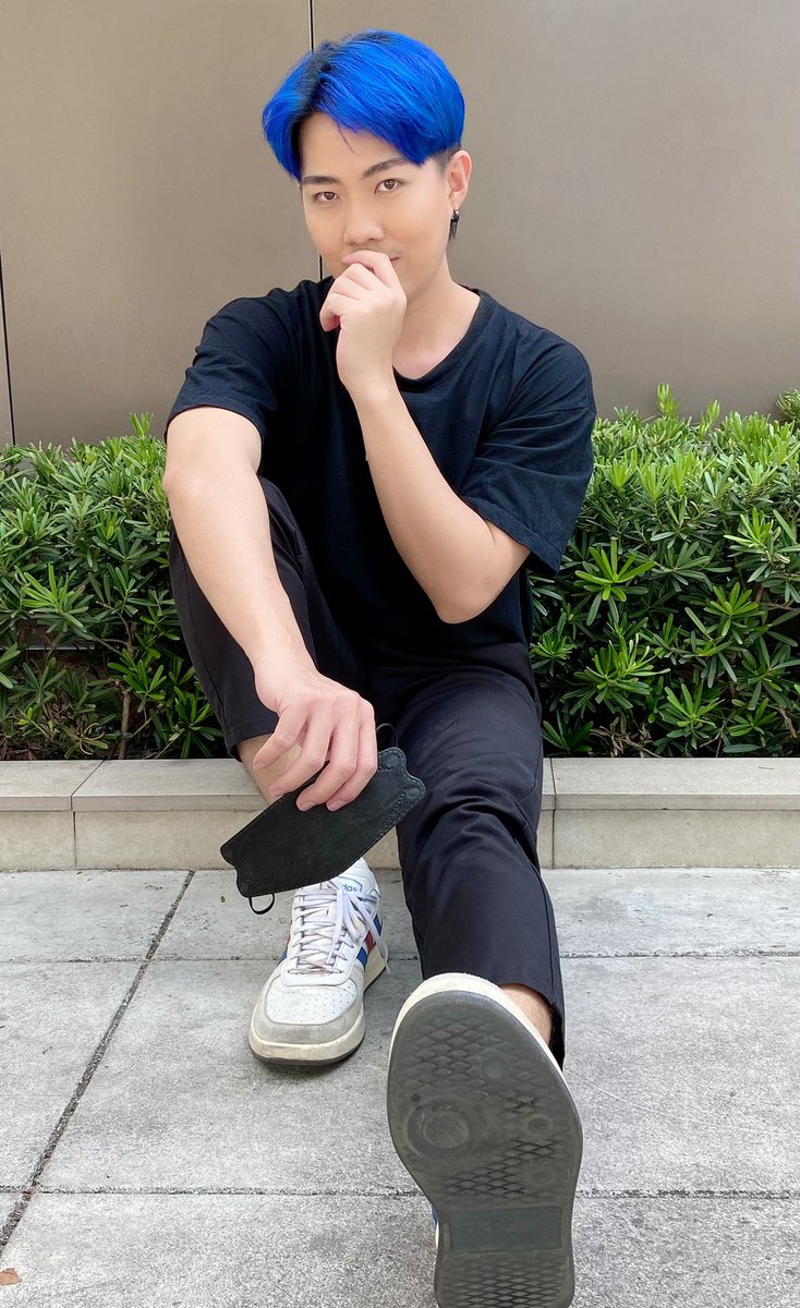 ArmElecEng's tweet photo. ถ้าคิดอะไรไม่ออก..ก็ลองคิดถึงเราดูนะ😂🥰☺️😜🤨

#แคปชั่นอ่อย #แคปชั่นเด็ด #แคปชั่น #แคปชั่นน่ารัก #เหงา #คําคม https://t.co/BsK4jUeBM8